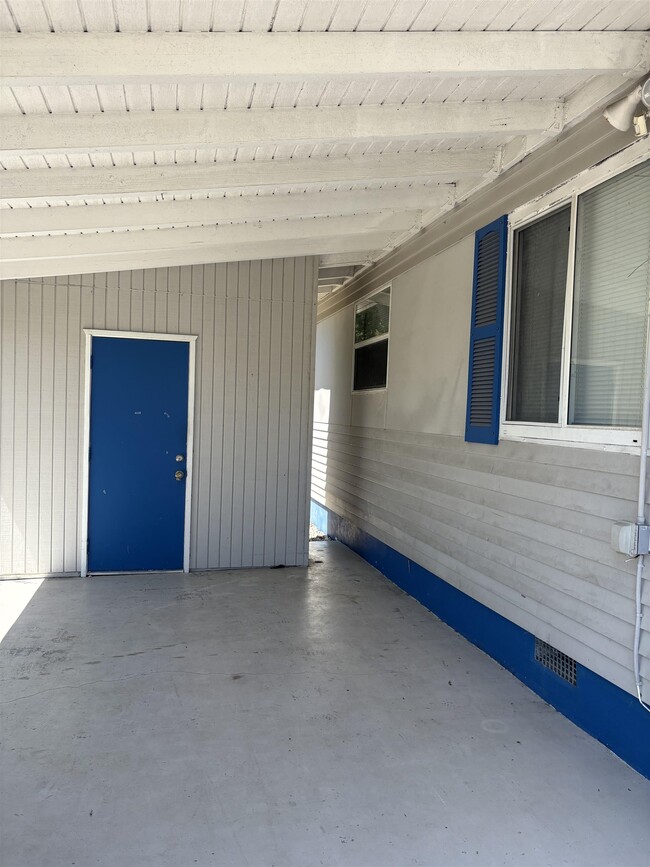 Foto del edificio - 892 Palermo Rd