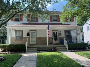 Building Photo - 1621 Overlook Dr