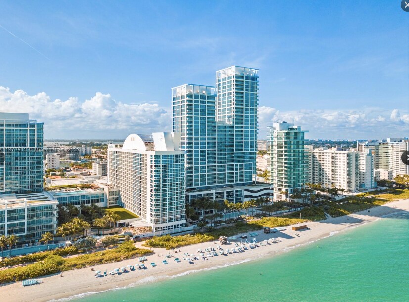 Primary Photo - 6801 Collins Ave