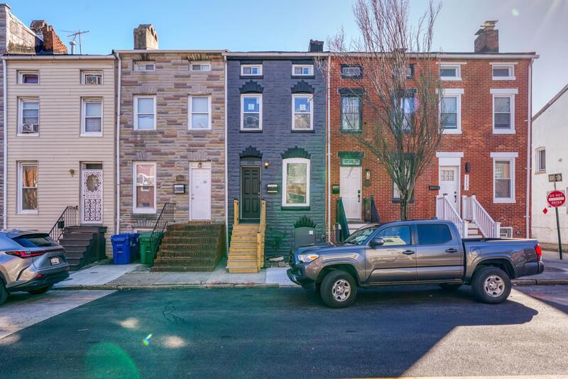 Primary Photo - 1113 West Lombard Street - 1