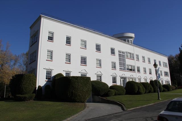 Photo du bâtiment - Colonial House