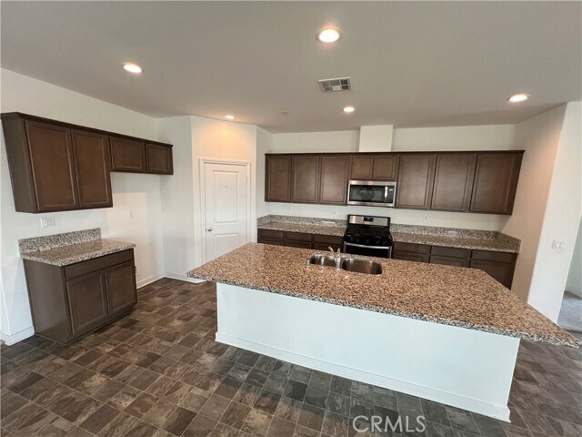 Building Photo - 29875 Blueridge Ct