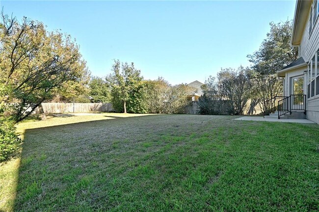 Foto del edificio - 8408 Big Timber Dr