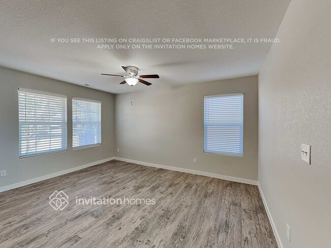 Foto del edificio - 4041 Creek Legend View