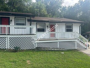 Building Photo - 3210 Joselin Ln