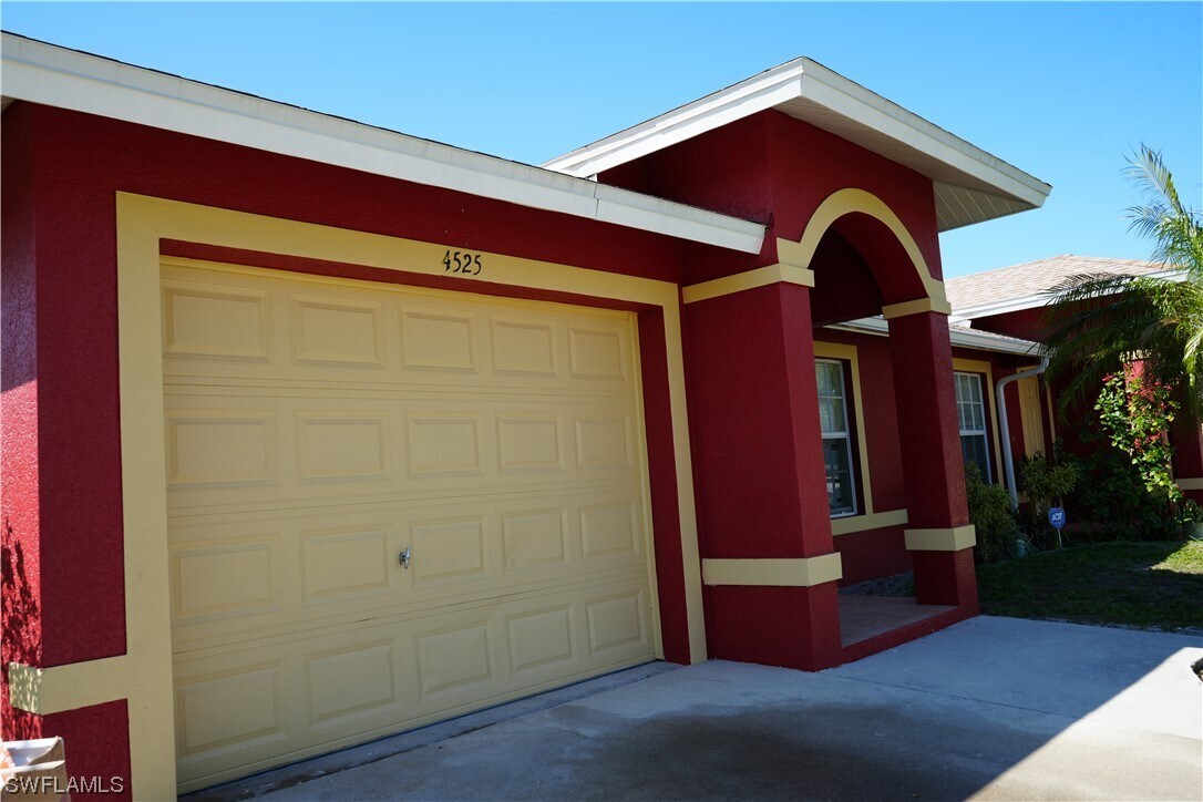 Foto principal - 4525 26th St SW