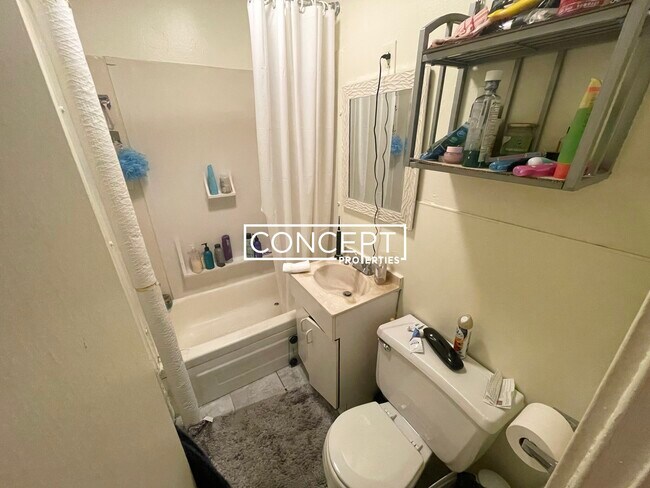 Foto del edificio - 24 Phillips St