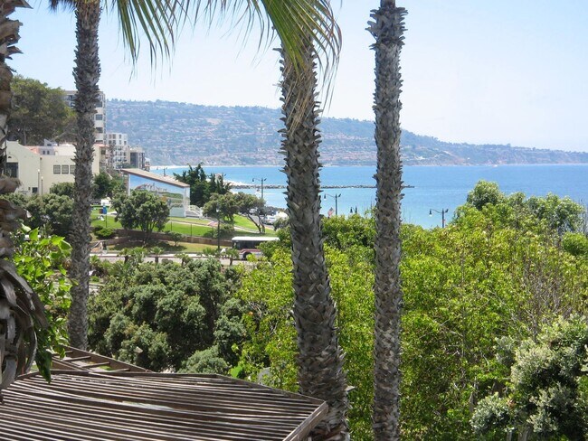 Foto del edificio - Must See!  Won't Last! Spacious 1 bedroom ...