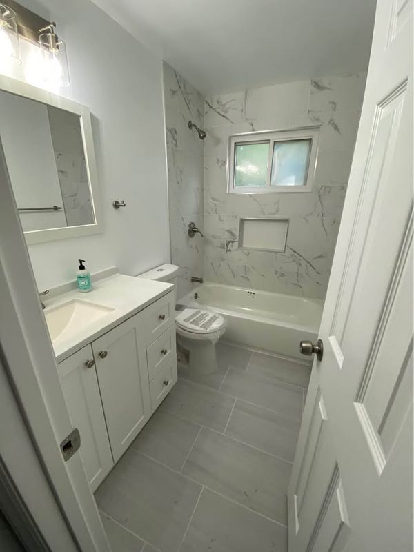 Foto del edificio - 2 Roland Rd