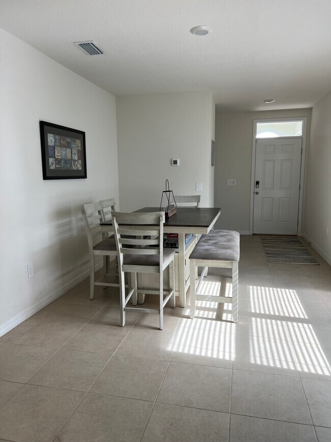 Foto del edificio - 3833 Golden Oriole Pkwy