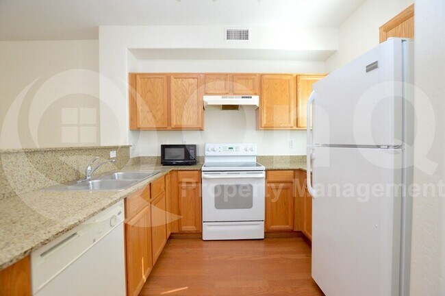 Foto del edificio - 4232 E Jasper Dr