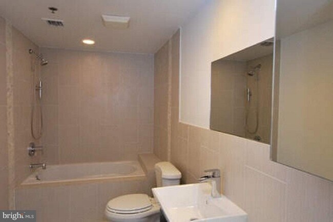 Foto del edificio - 726 Market St