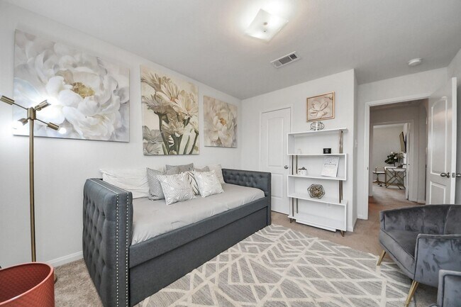 Foto del edificio - 9423 Grand Spark Dr