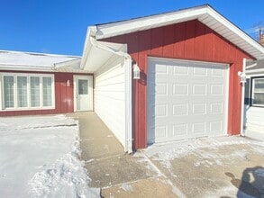 Building Photo - 5512 Washington St