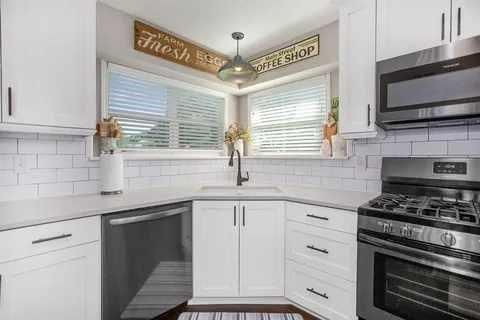 Building Photo - 5103 Prairie Creek Dr