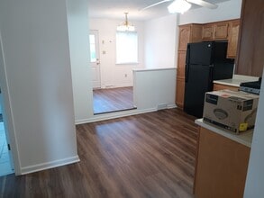 Building Photo - 136 Boggs Ave