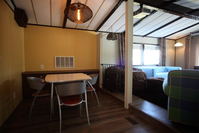 Foto del edificio - 49 Billman Ln