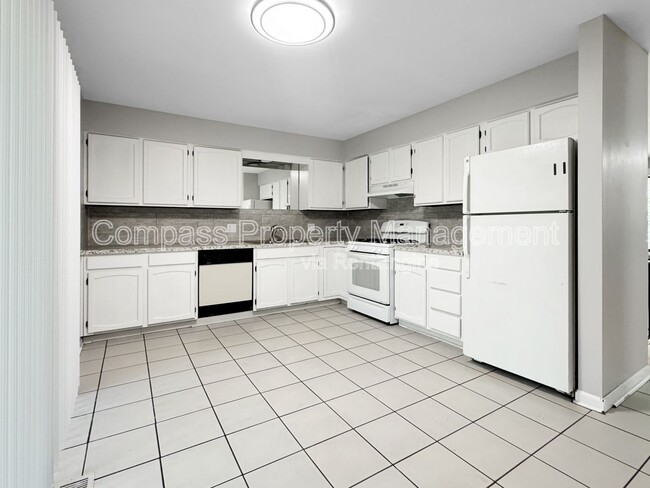 Building Photo - 4699 Stauffer Ave SE