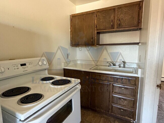 Foto del edificio - 706 Downey St