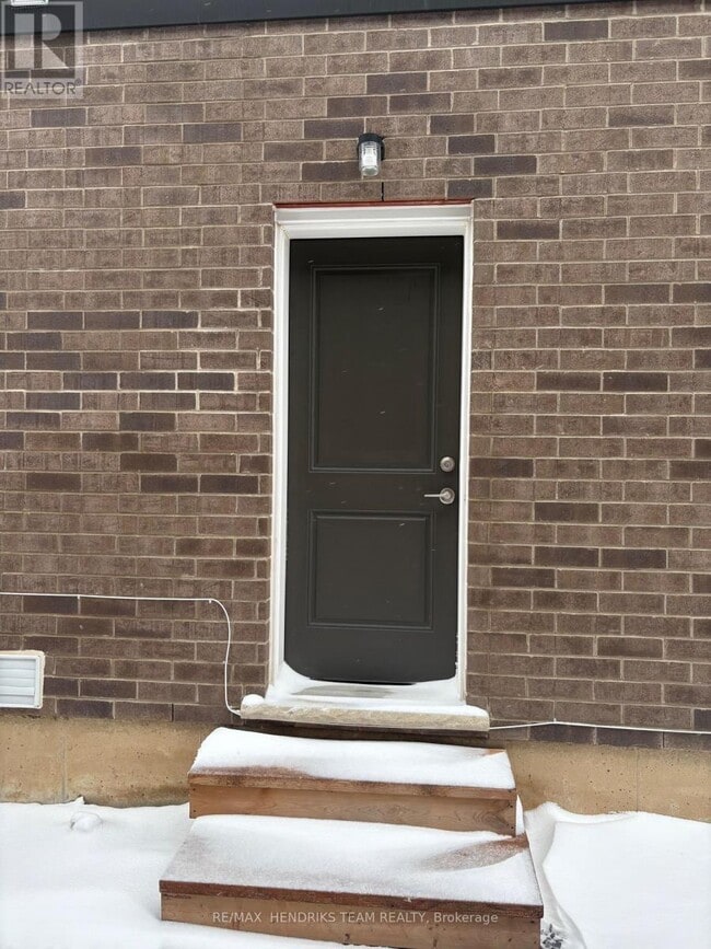 Photo du bâtiment - 146 Bur Oak Dr