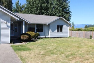 Building Photo - 985 Peterson Rd