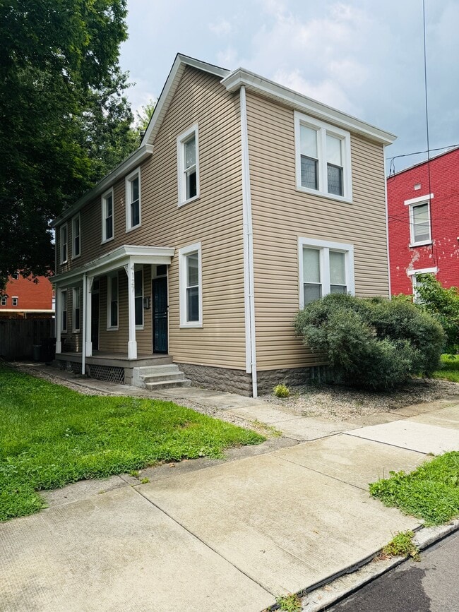 Photo - 4127 Lakeman St (Cincinnati, OH) House