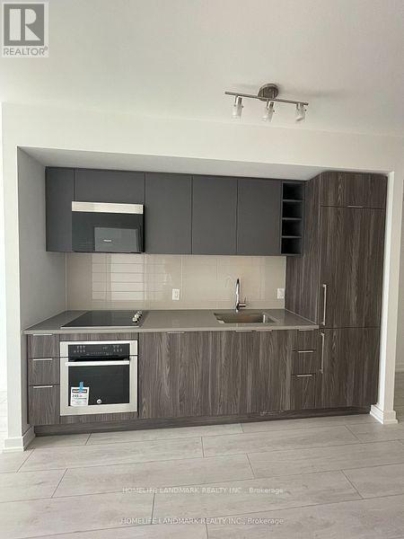 Building Photo - 2031 Kennedy Rd