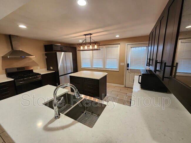 Foto del edificio - 1440 S Brown Ave