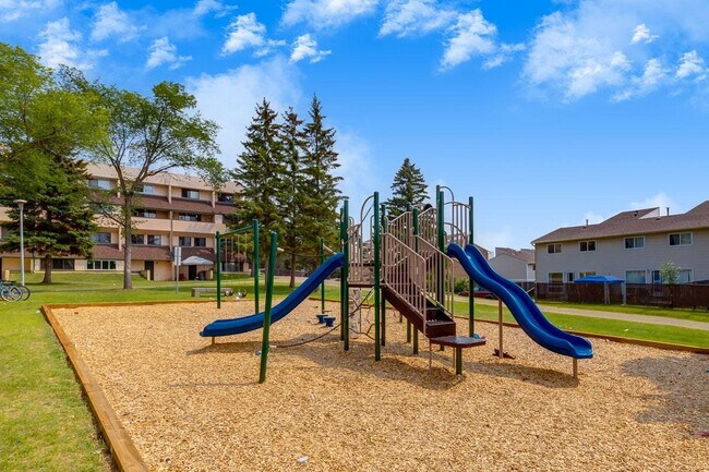 Photo du bâtiment - South Ridge Townhomes