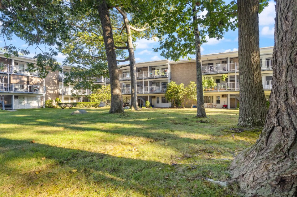 281 Gardner Ave Unit C1, New London, CT 06320 Condo for Rent in New