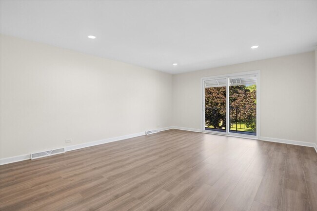 Foto del edificio - 801 Barnsdale Rd