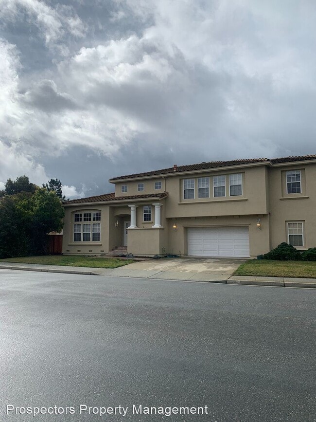 Building Photo - 4 br, 2.5 bath House - 255 Berkshire Dr