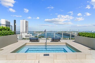 Building Photo - 1400 Biscayne Blvd