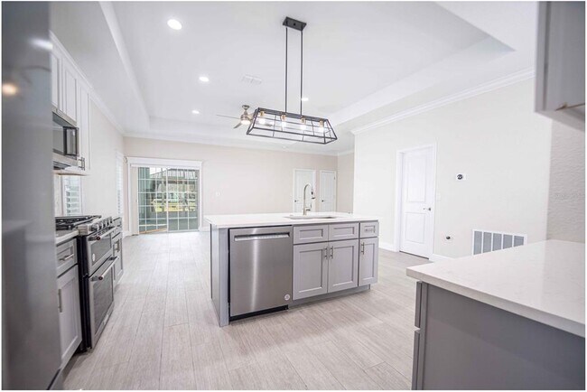 Foto del edificio - 4995 NE 125th Lp