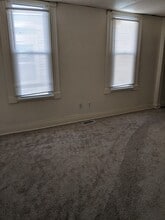 Building Photo - 1033 Euclid Ave