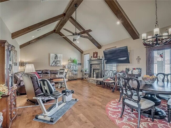 Building Photo - Welcome to this beautiful brick home locat...