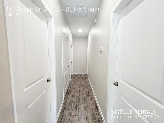 Foto del edificio - 811 Starr St