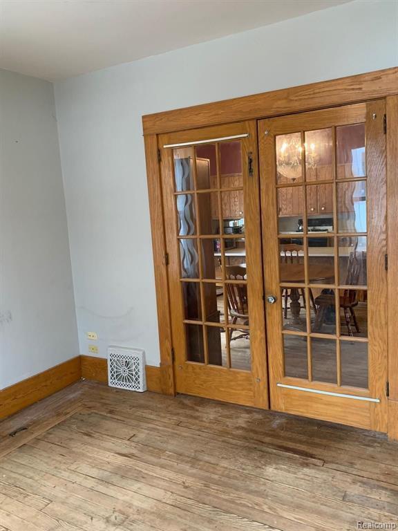 Foto del edificio - 116 W McKay St