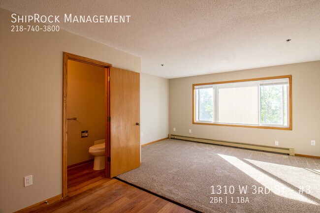 Foto del edificio - 1310 W 3rd St