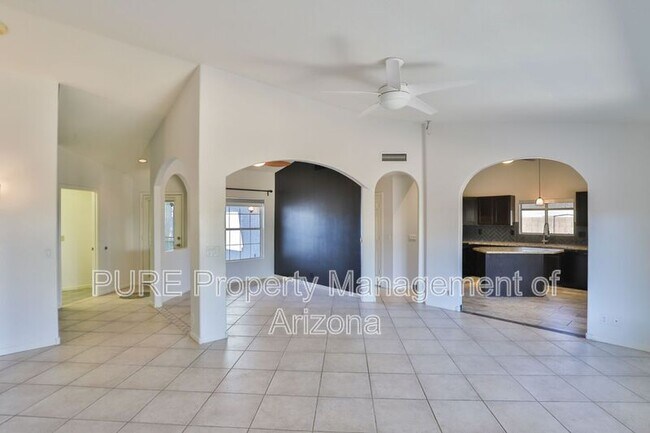 Foto del edificio - 10146 W Georgia Ave