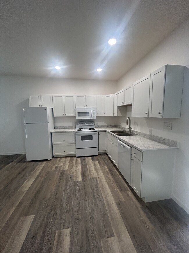 Foto del edificio - 2529 Cardinal Rd
