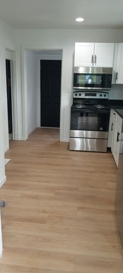 Foto del edificio - 3 Bedroom 1.5 Bath Available to Rent for $...