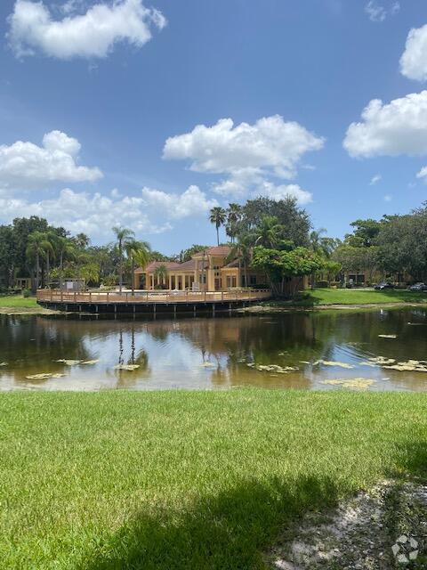 Building Photo - 4887 Via Palm Lakes
