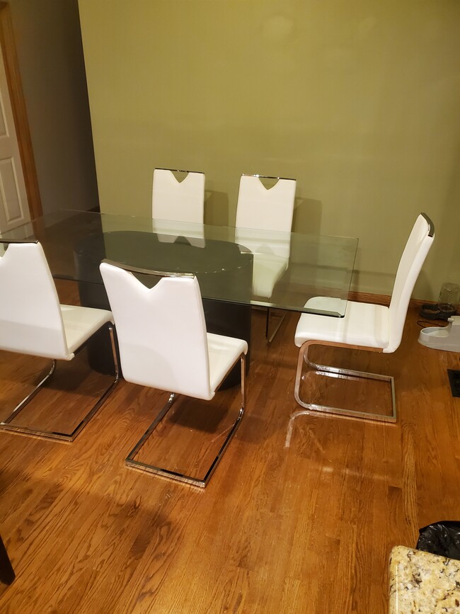 Dining Room - 1516 S 105th St