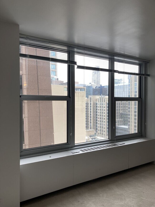 Building Photo - 777 N Michigan Ave