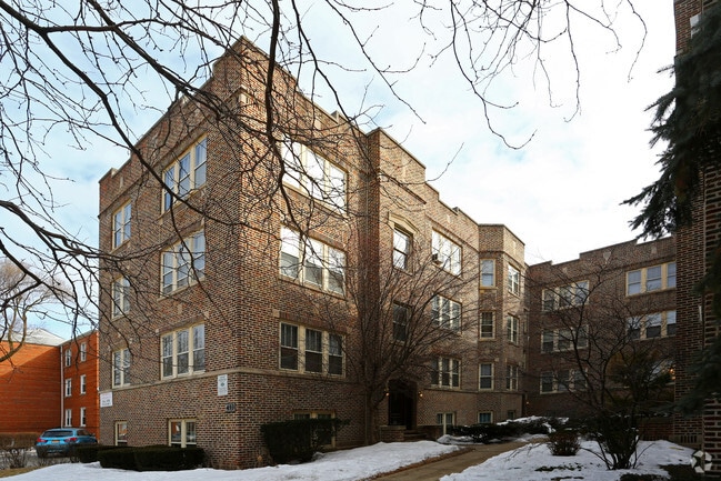 Building Photo - Custer