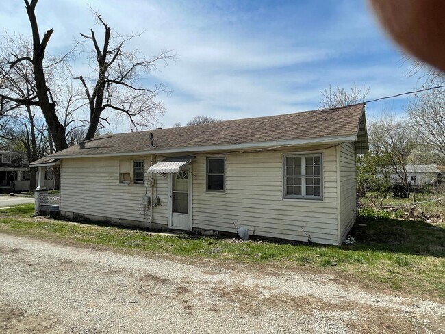 Foto del edificio - 1764 E Johns Ave