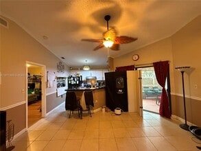 Building Photo - 2901 San Remo Cir