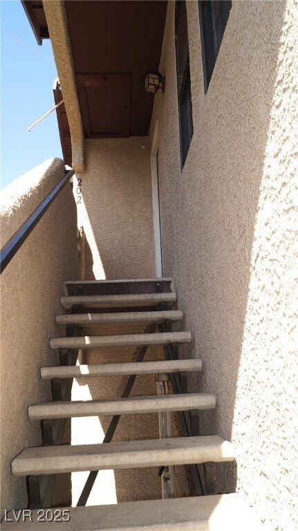 Building Photo - 4050 Luzon Way