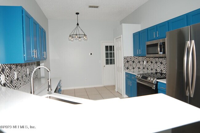 Foto del edificio - 2998 Brittany Bluff Dr